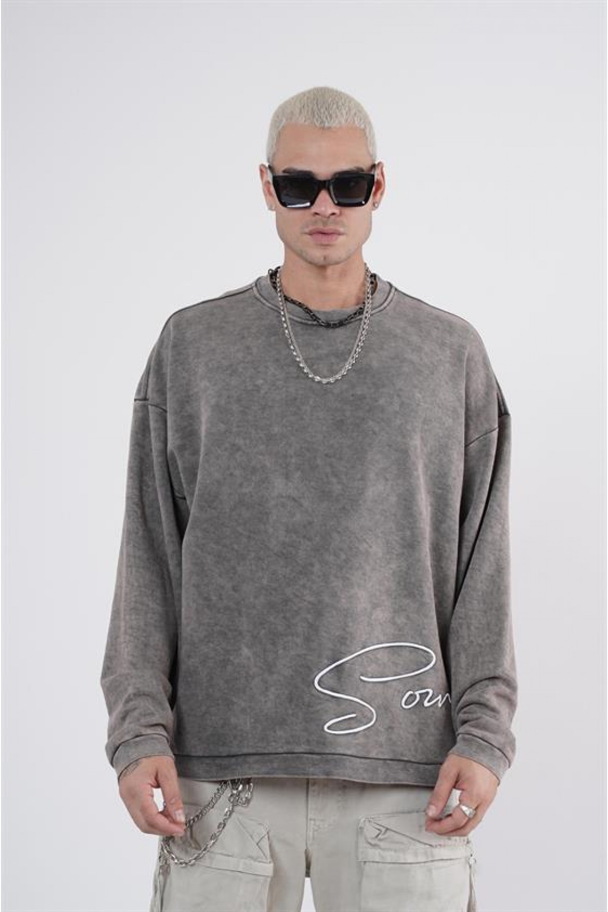 Yıkamalı Oversize Kalıp Nakışlı Sweatshirt S