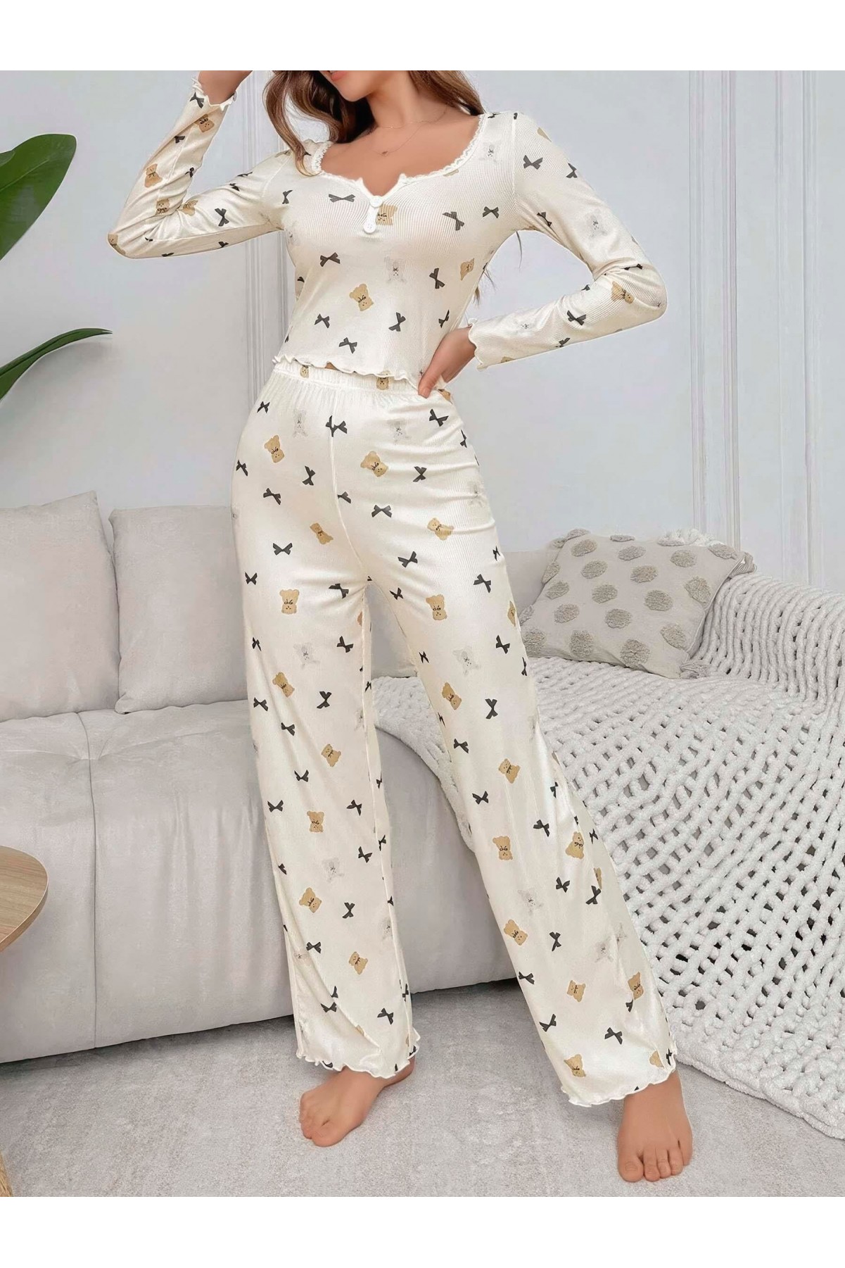 Kadın Ekru Ayıcık ve Fiyonk Desenli Yumuşak Pamuklu Uzun Pijama Takımı 5129 L/XL
