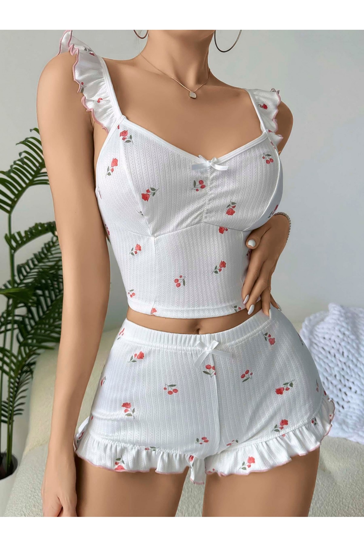 Kadın Gül ve Kiraz Desenli Şortlu Gecelik Takım 5112 S/M