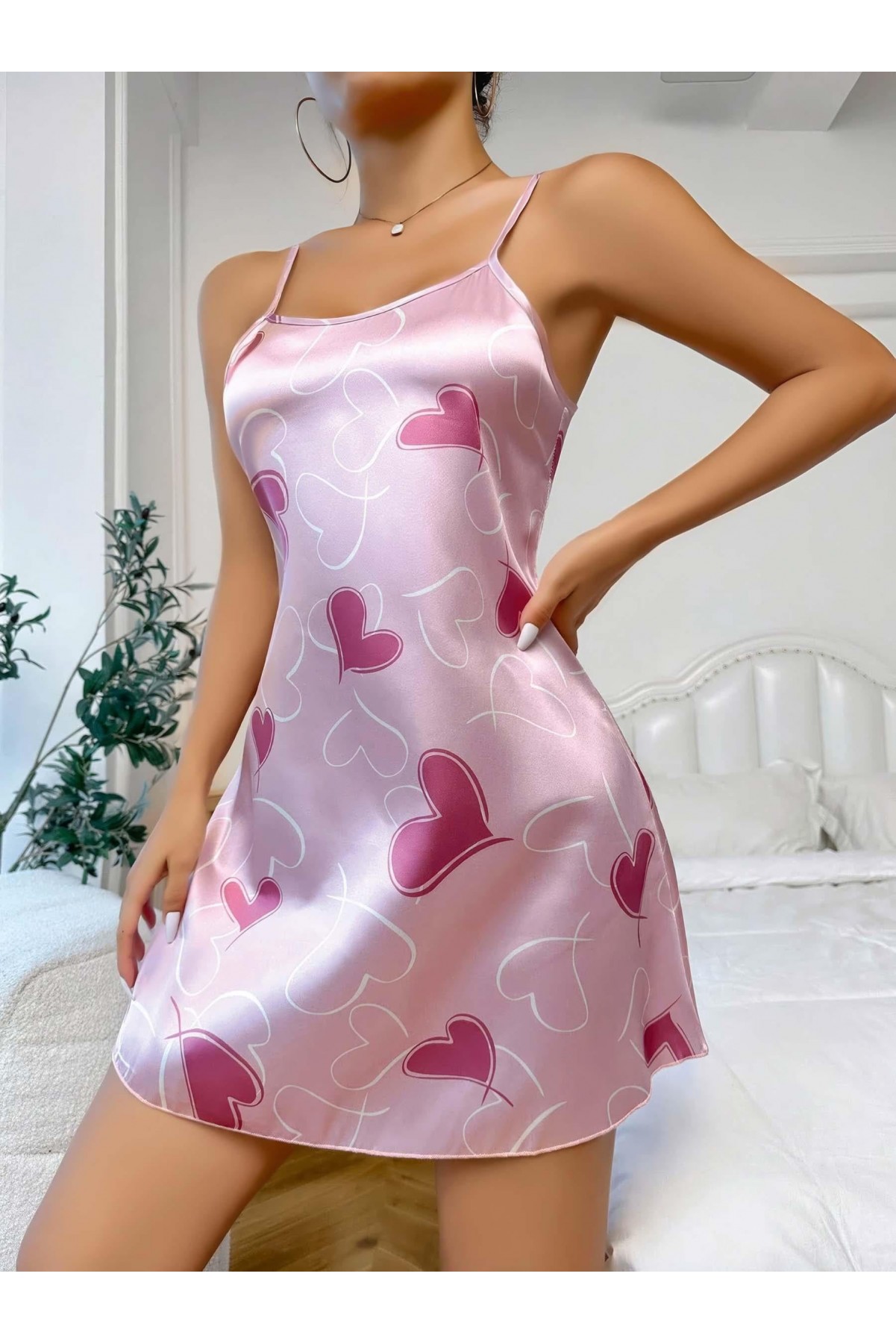 Kadın Pembe Saten Askılı fuşya kalp Desen baskılı Gecelik 2217 S/M