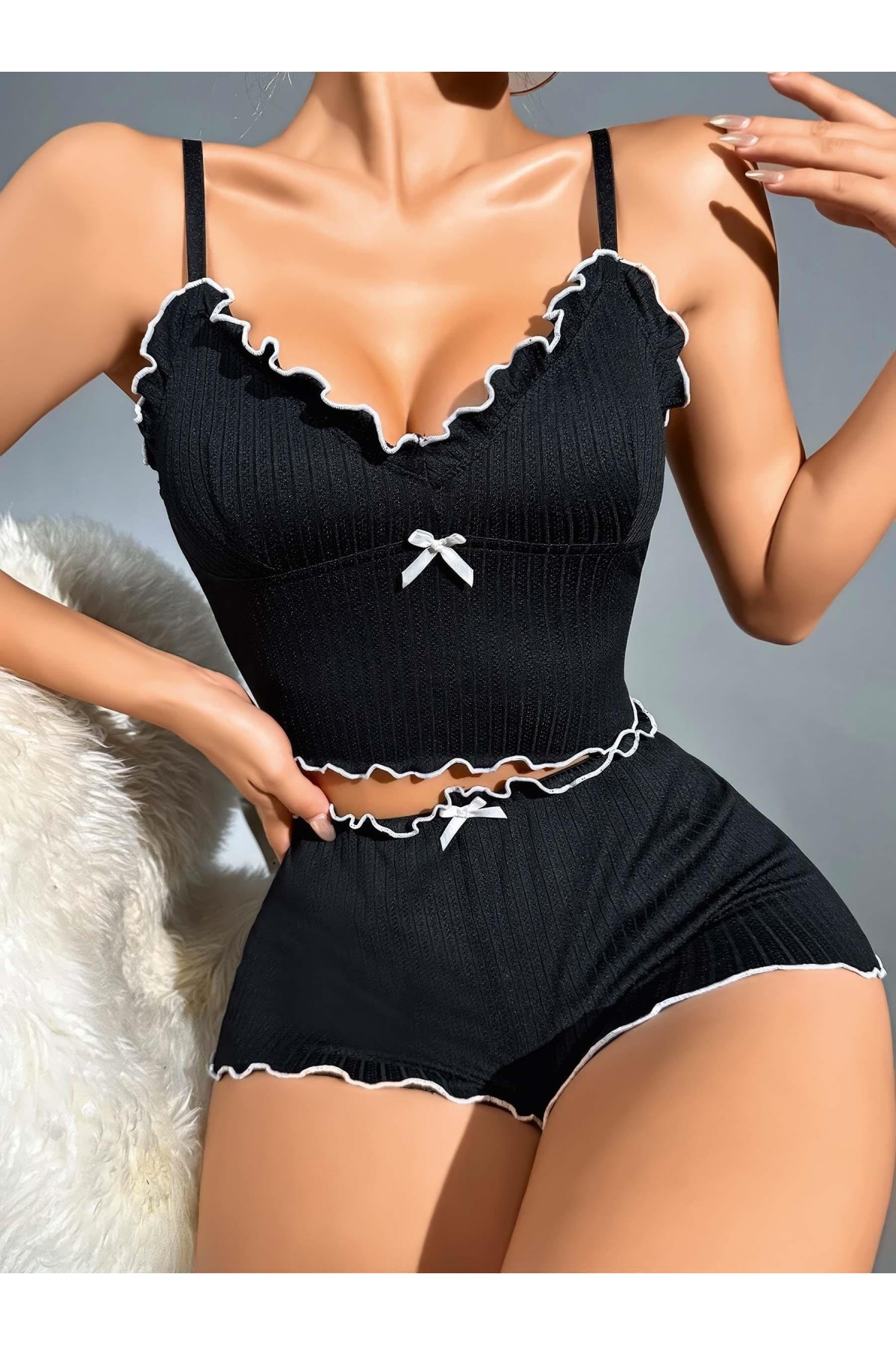 Kadın Siyah Fitilli Askılı Şortlu Pijama Takım 6659 SİYAH