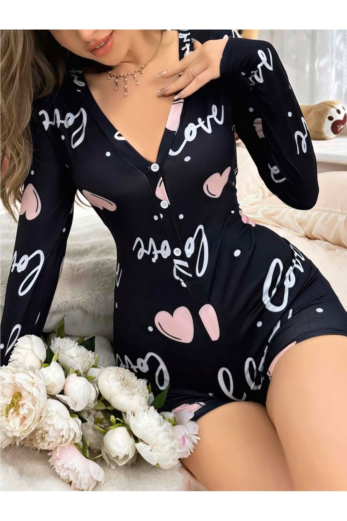 Kadın Siyah Kalp Desenli Love Yazılı Pijama Tulumu 5124 SİYAH