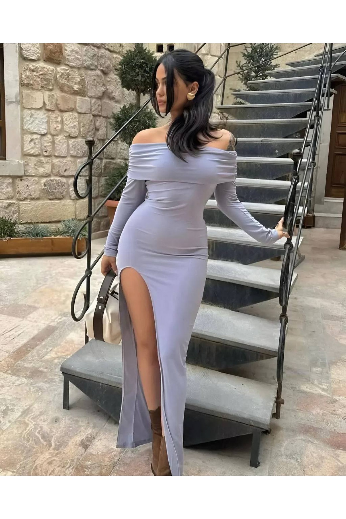 Kadın Omuz Dekolteli Yırtmaçlı Uzun Elbise