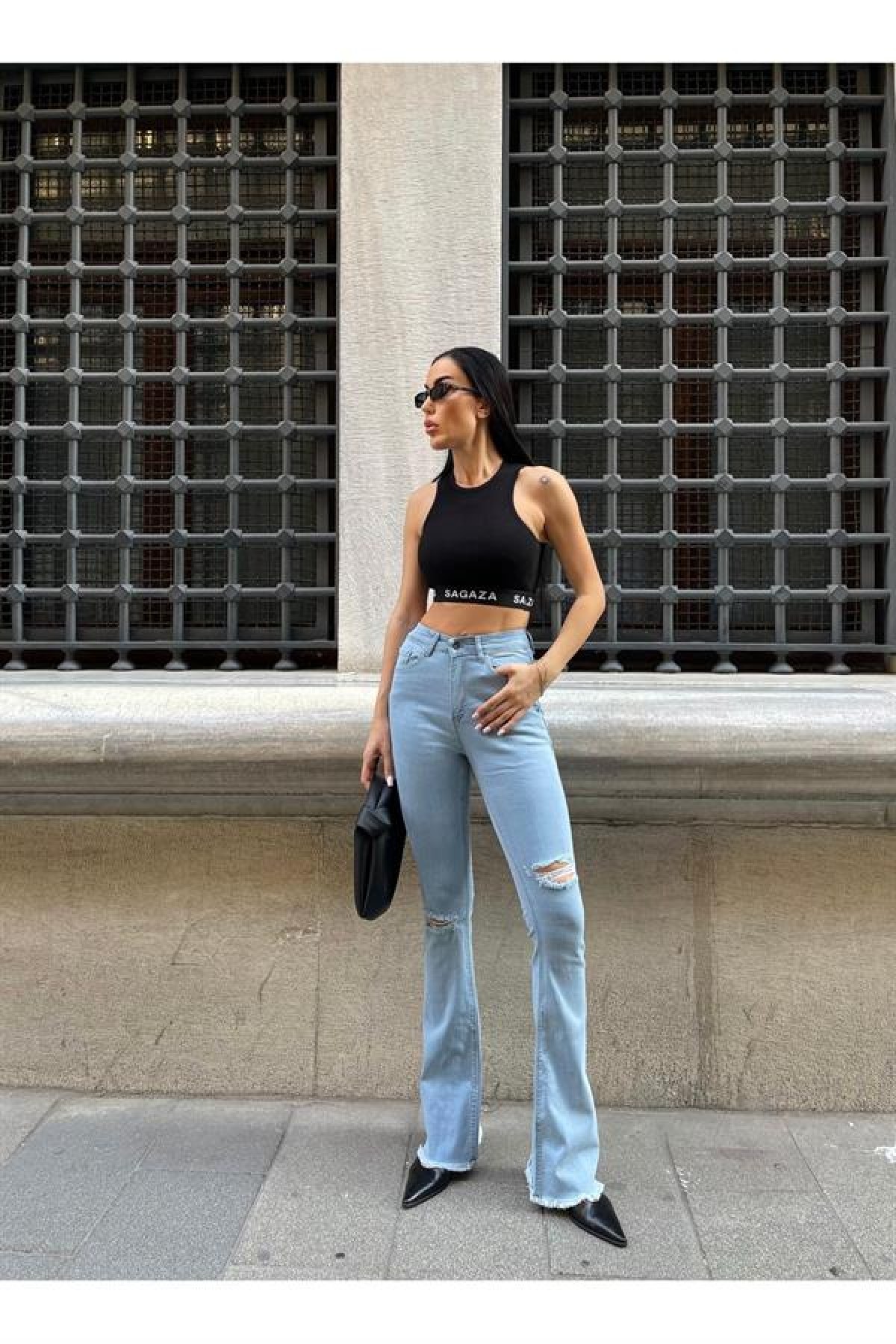 İspanyol Paça Lazerli Kesim Kadın Jean 38